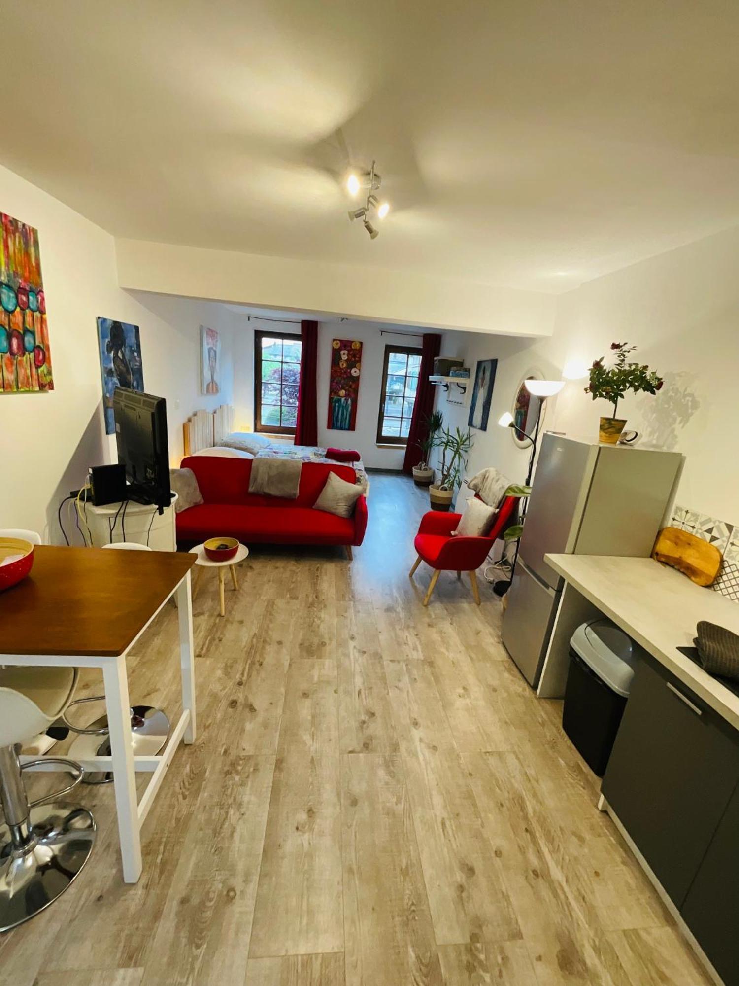 Hote Labyrinthe Sur La Place Chambres D, Hotes , Calme ,Netflix Мірпуа Екстер'єр фото