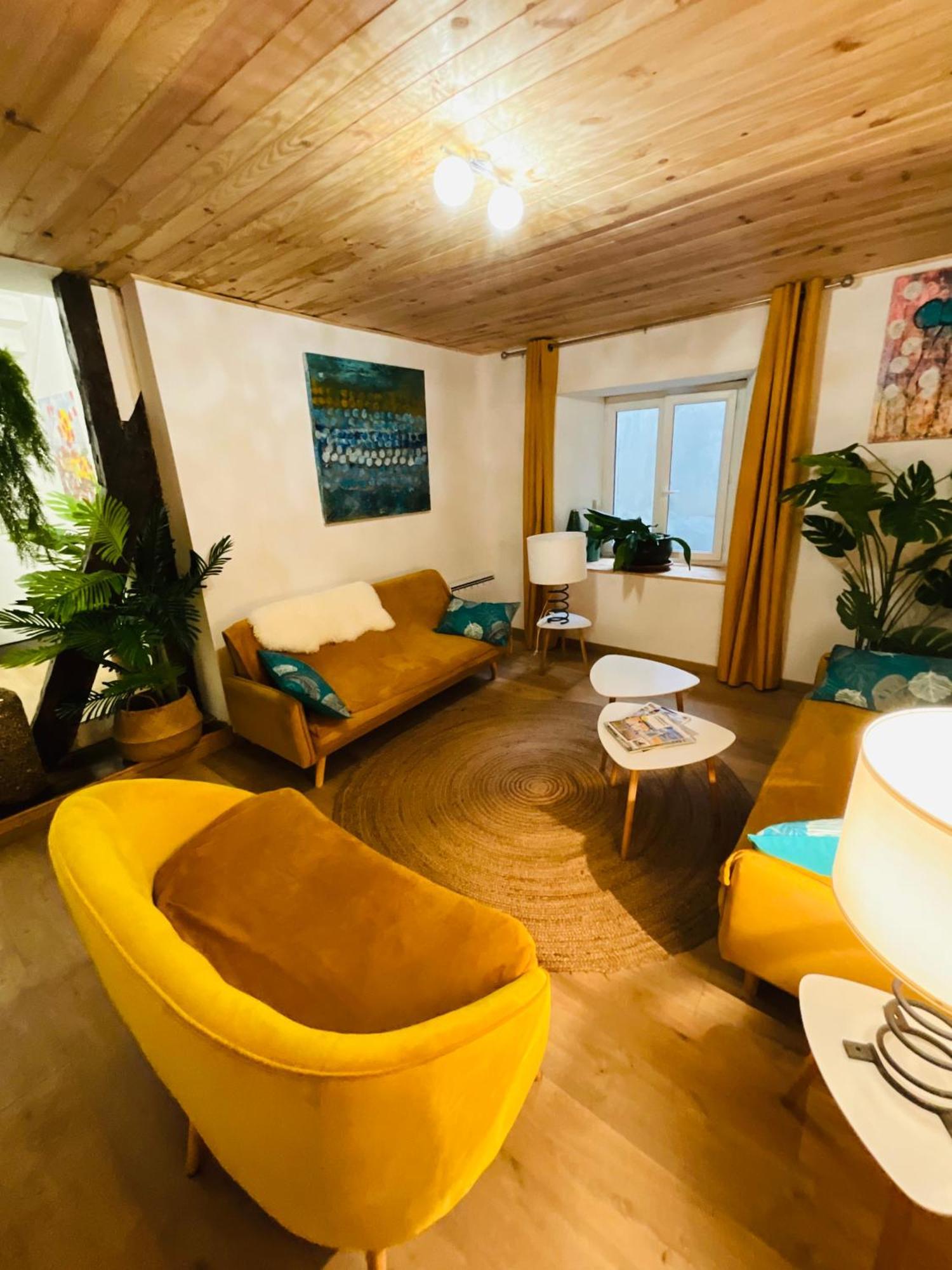 Hote Labyrinthe Sur La Place Chambres D, Hotes , Calme ,Netflix Мірпуа Екстер'єр фото