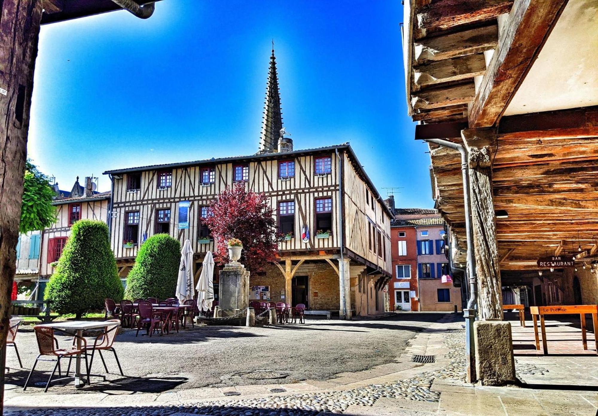 Hote Labyrinthe Sur La Place Chambres D, Hotes , Calme ,Netflix Мірпуа Екстер'єр фото
