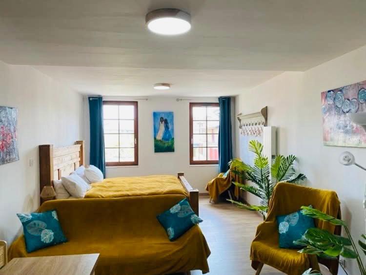 Hote Labyrinthe Sur La Place Chambres D, Hotes , Calme ,Netflix Мірпуа Екстер'єр фото